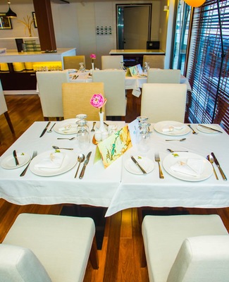 Restaurant Table