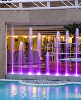 msEurodam_Lido_Piscina_noche