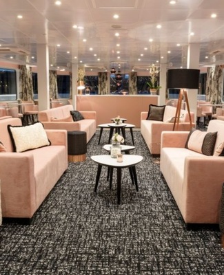 Lounge Bar