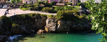 Llanes