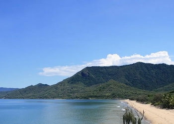 Cairns