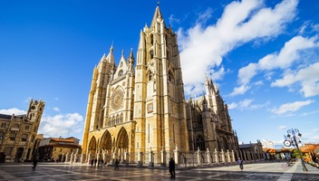 León