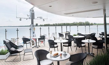 Horizon Lounge and Bar