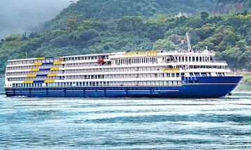 Barco de lujo de nueva generación