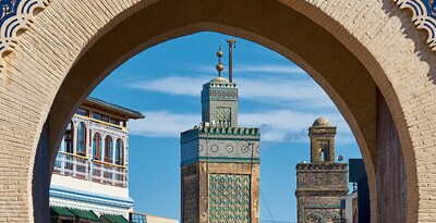 Ciudades Imperiales y Chefchaouen en riads desde Casablanca