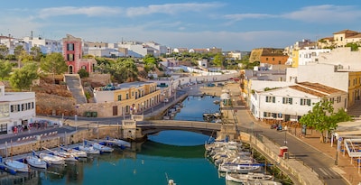 Menorca, Mallorca e Ibiza con coche de alquiler