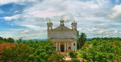 San Salvador, Joya de Cerén, Suchitoto y Copán