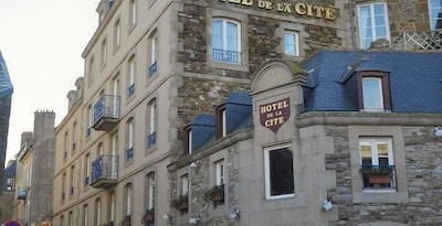 Hôtel De La Cité