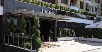 Olives City Hotel