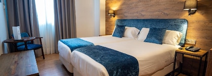 Hotel Sercotel Familia Conde