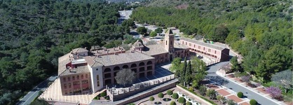 Hotel Jardines De La Santa
