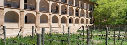 Monasterio De Piedra