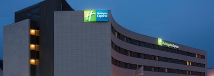 Holiday Inn Express Barcelona - Molins De Rei, An Ihg Hotel