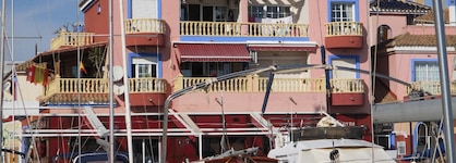 Apartamentos Marina Internacional