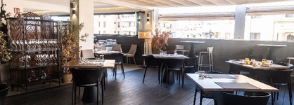 Hotel Adonis Plaza