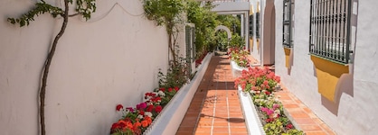 Apartamentos Turísticos Las Rosas De Capistrano