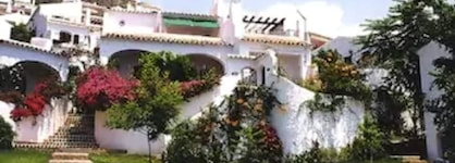 El Capistrano Sur y Villas anexas
