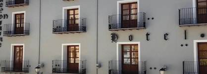 Hotel Rey Don Jaime