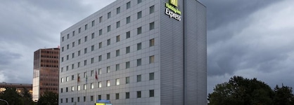 Holiday Inn Express Geneva Airport, An Ihg Hotel