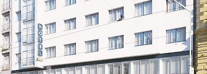 Axa Hotel