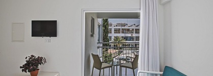 Tsokkos Holiday Hotel Apartments