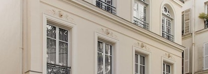 Timhotel Opéra Blanche Fontaine