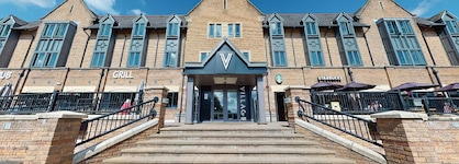 Village Hotel Leeds North