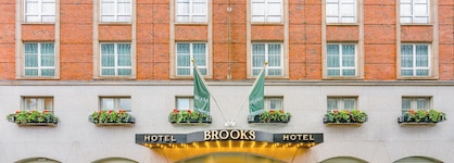 Brooks Hotel