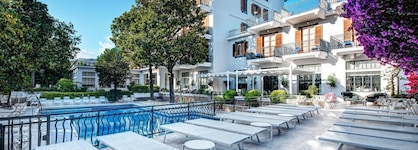 Majestic Palace Hotel