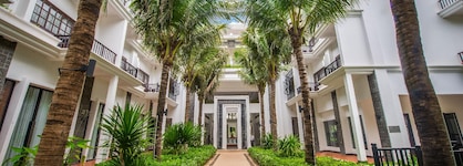 Lotus Blanc Hotel