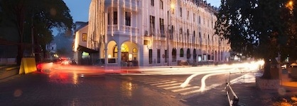 Queen's Hotel