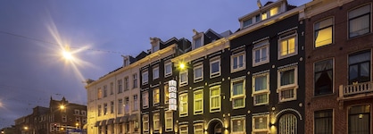 Huygens Place