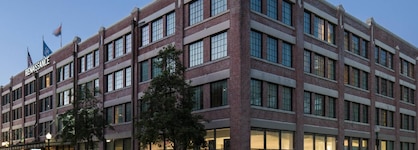 Renaissance New Orleans Arts Warehouse District Hotel