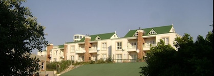Brookes Hill Suites