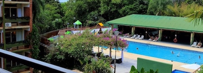 Raices Esturión Hotel