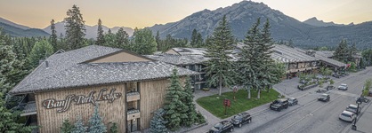 Banff Park Lodge