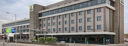 Holiday Inn Express London Heathrow T5 By Ihg