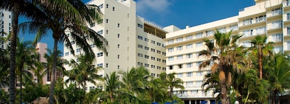 Radisson Resort Miami Beach