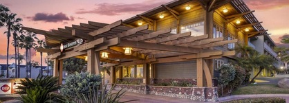 Best Western Plus Beach View Lodge