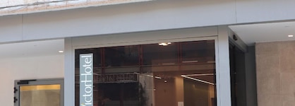 Victor Hotel