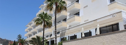 R2 Verónica Beach Hotel
