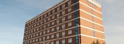 Hotel Arva Santiago Leon