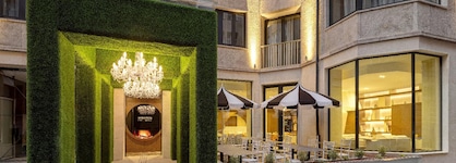 Mamaison Hotel Chain Bridge Budapest