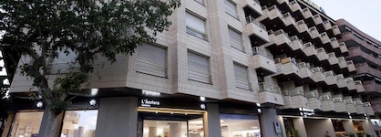 Apartamentos Port Eugeni