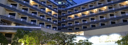City Beach Resort