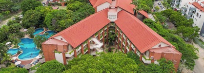 Camino Real Hotel