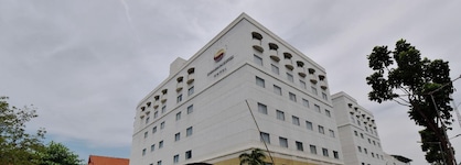 Surabaya Suites Hotel Powered By Archipelago