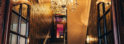 Russell Court Hotel