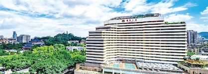 Guangdong Hotel-Free Shuttle & Registration Counter Service During Canton Fair
