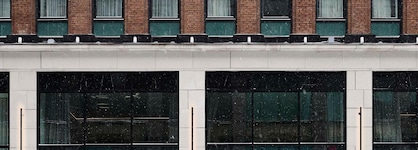 Vogue Hotel Montreal Downtown, Curio Collection By Hilton
